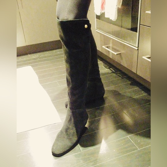 Vince Camuto Boots - Picture 4 of 4